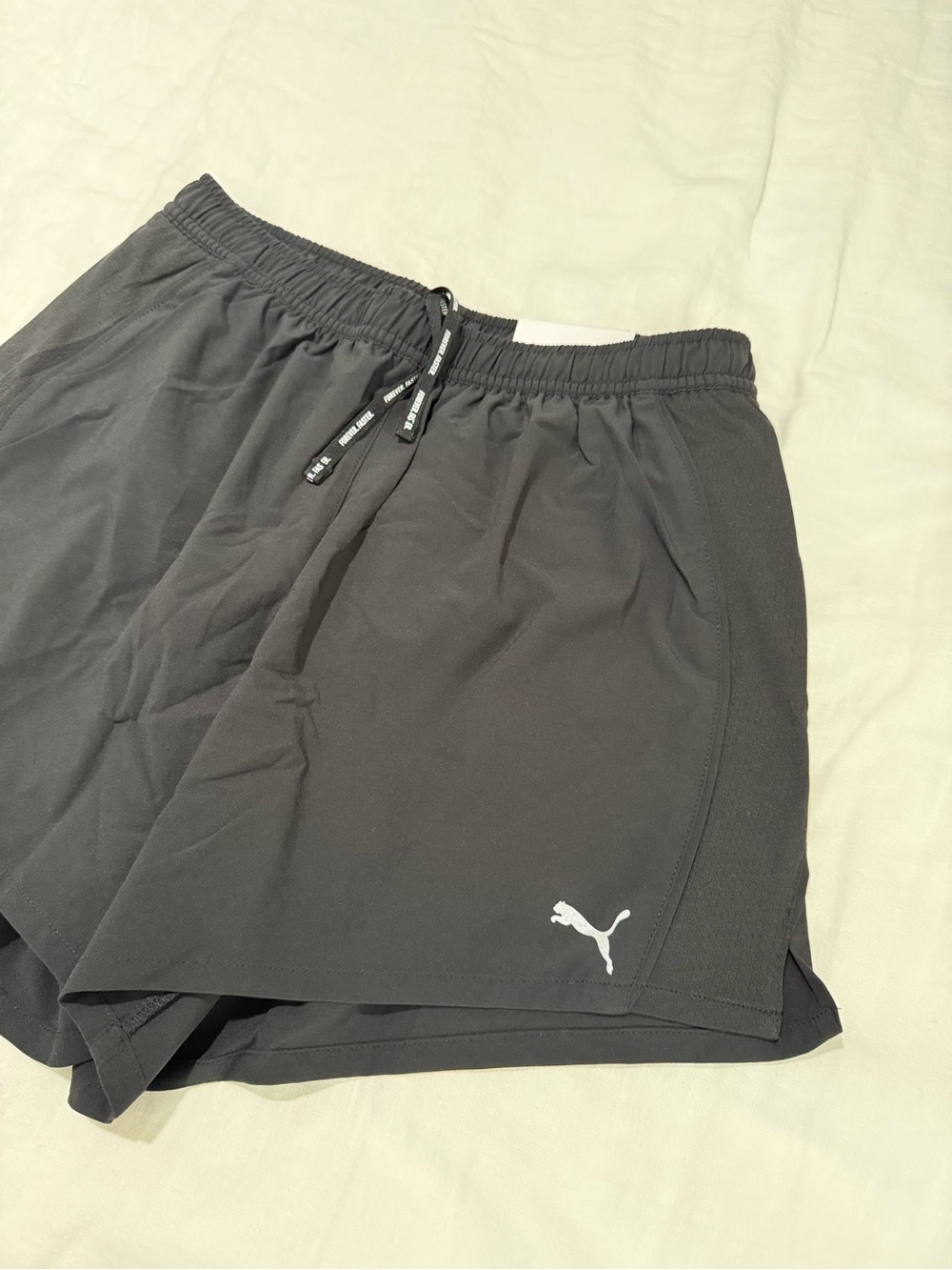 Puma 5’ shorts